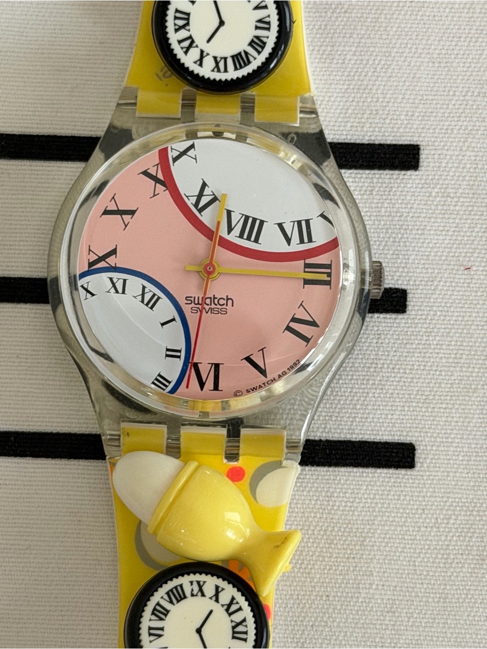 Vintage 1994 Swatch GZ128 "Eggs
Dream" Easter Special